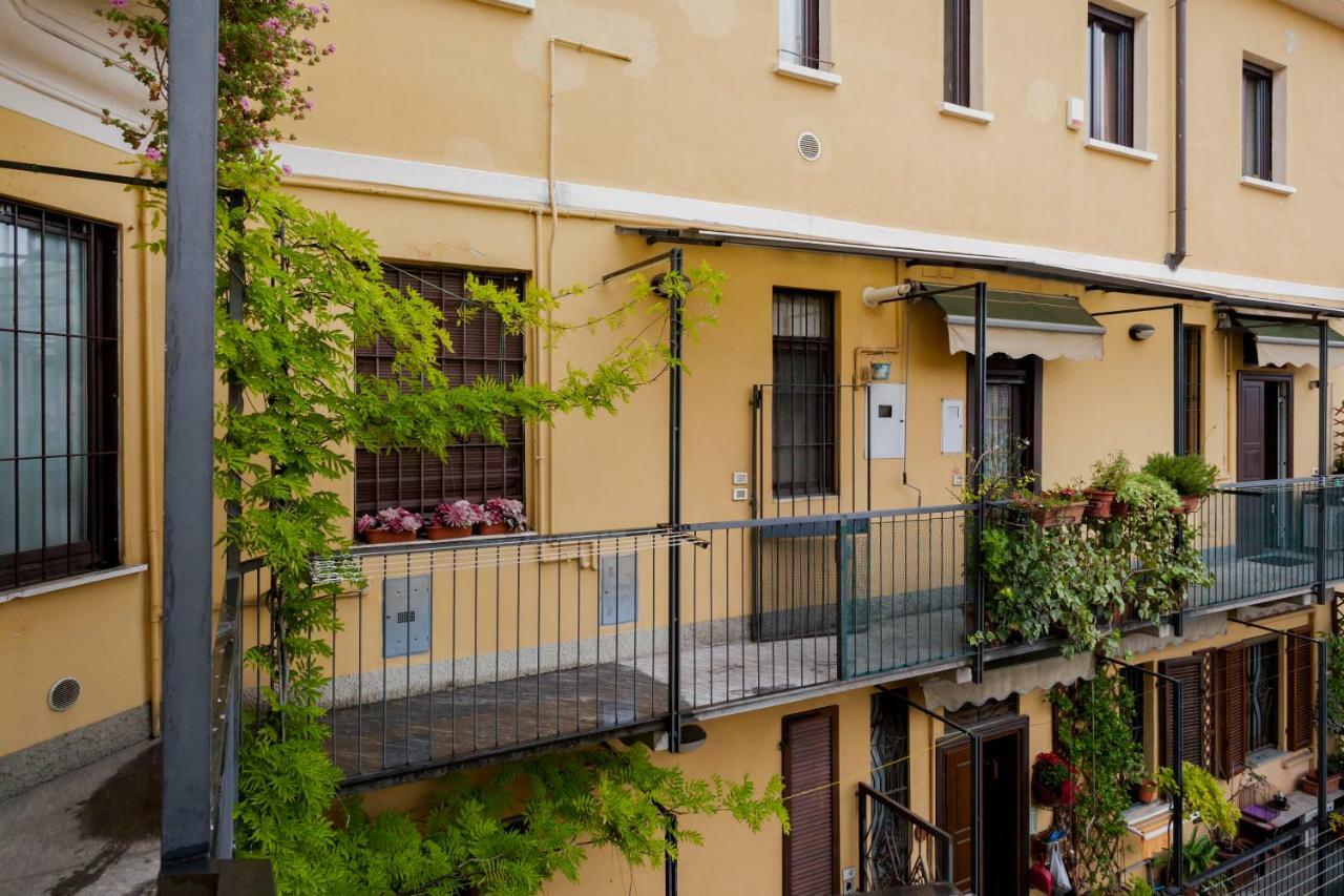 Charming Apartment On The Darsena Navigli - Pulizia Eccezionale Milan Bagian luar foto