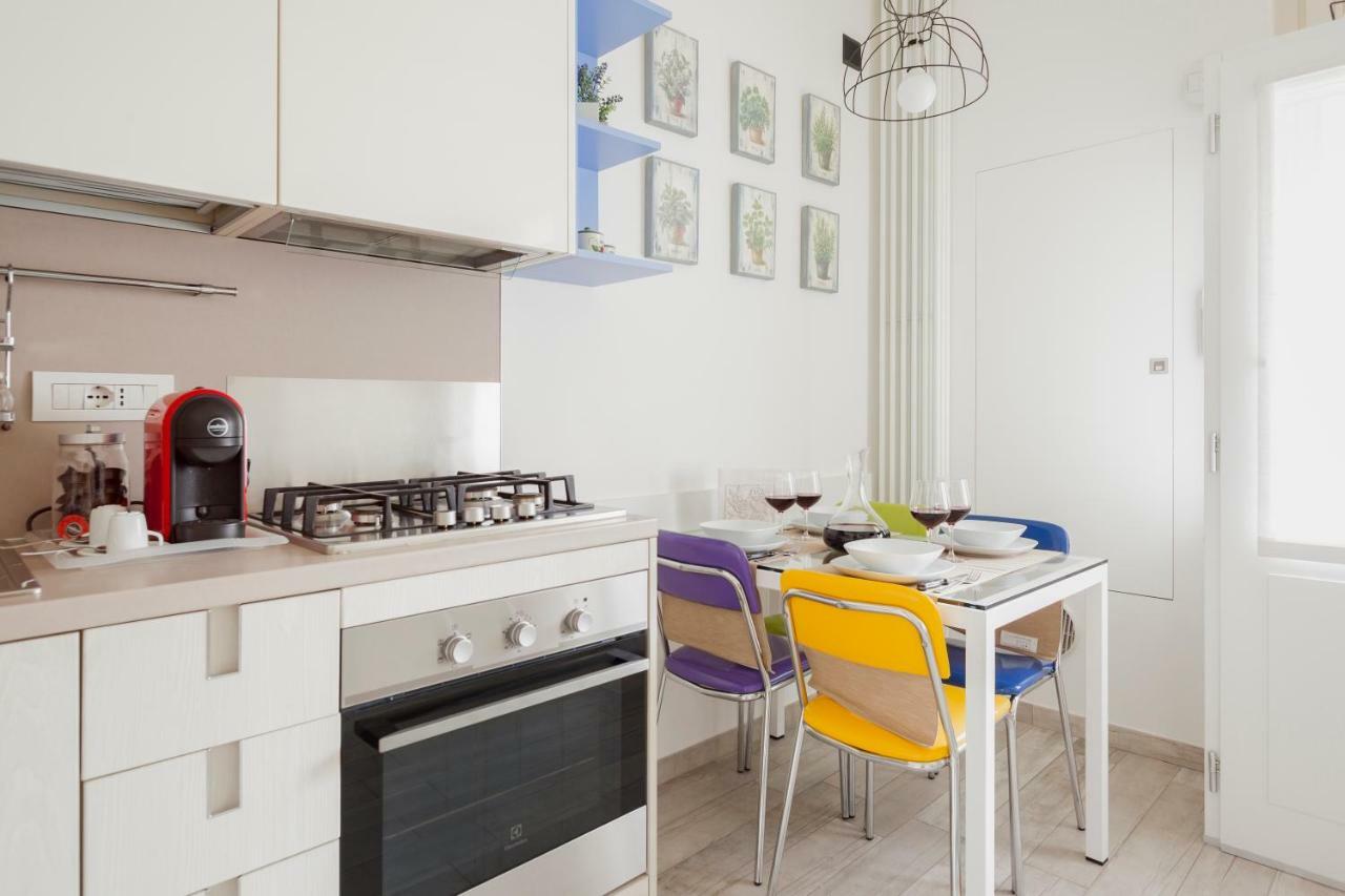 Charming Apartment On The Darsena Navigli - Pulizia Eccezionale Milan Bagian luar foto