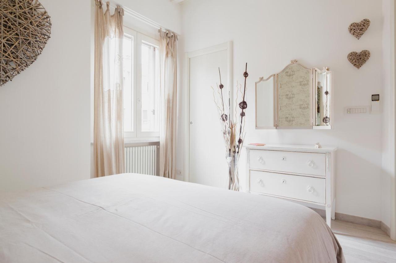 Charming Apartment On The Darsena Navigli - Pulizia Eccezionale Milan Bagian luar foto